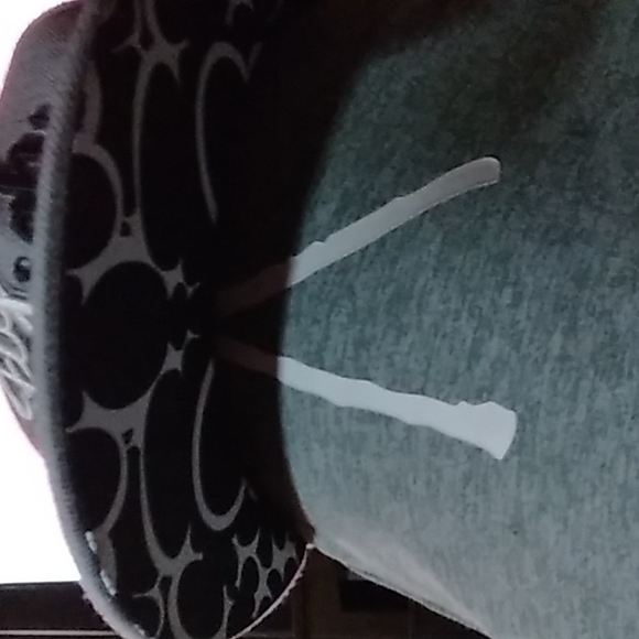 Trukfit by Weezy - Picture 4 of 4